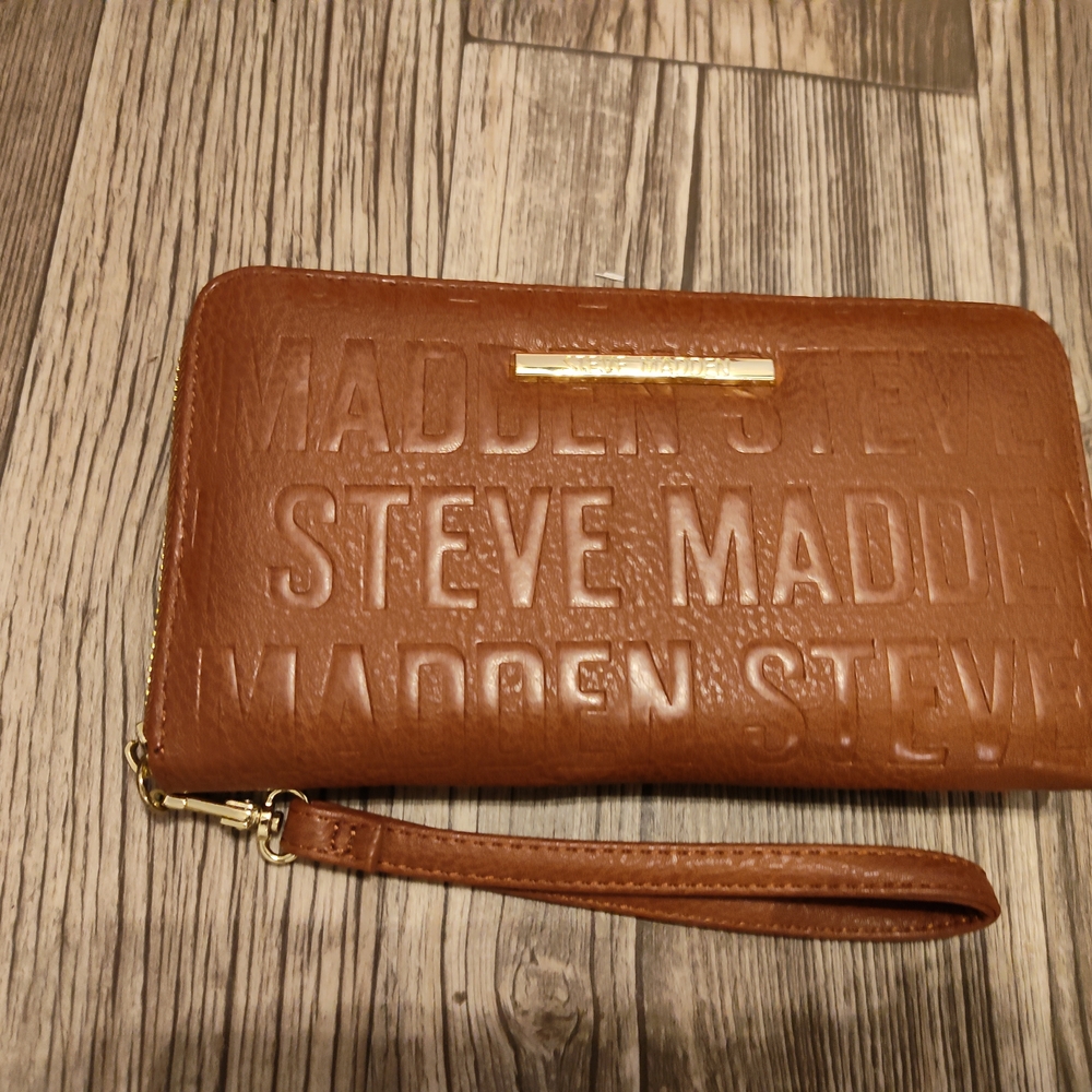 Steve Madden Brown Wristlet Wallet